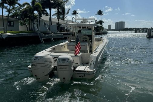 Boston Whaler 330 Outrage image