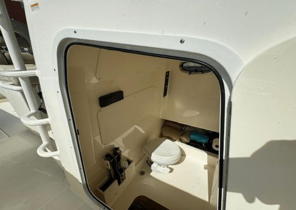 Boston Whaler 330 Outrage image