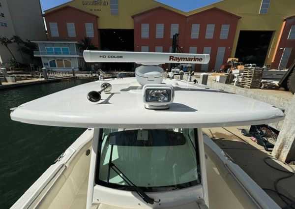 Boston Whaler 330 Outrage image