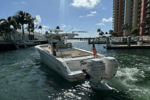 Boston Whaler 330 Outrage image