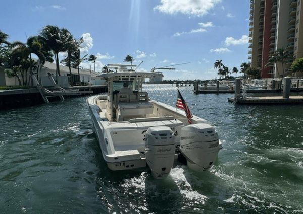 Boston Whaler 330 Outrage image