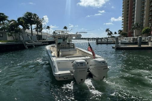 Boston Whaler 330 Outrage image