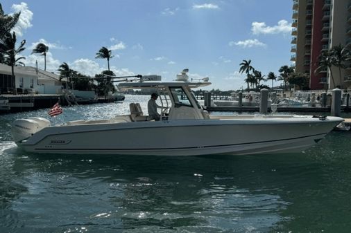 Boston Whaler 330 Outrage image