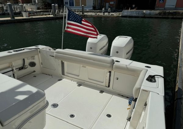 Boston Whaler 330 Outrage image