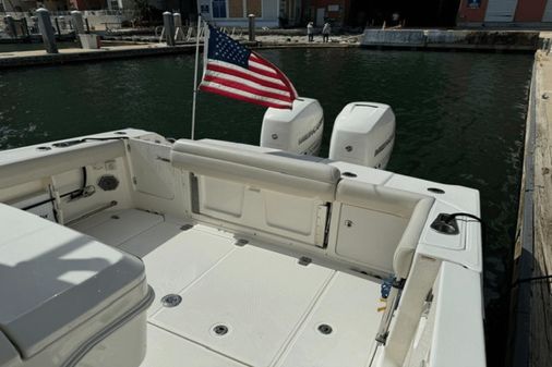 Boston Whaler 330 Outrage image