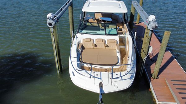 Sea Ray 320 Sundancer OB image