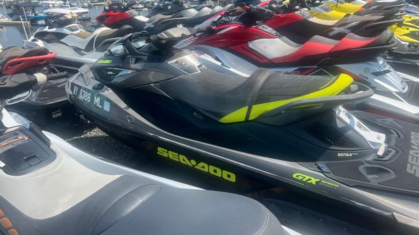 Sea-Doo GTX Limited iS 260 