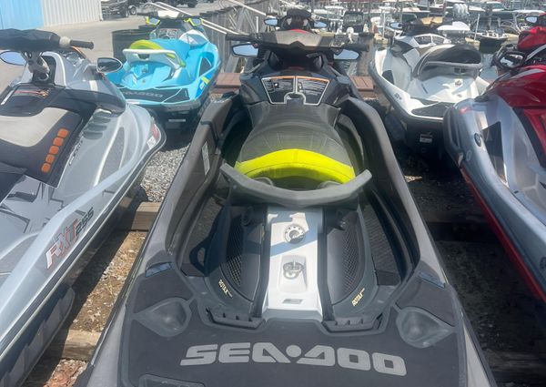 Sea-doo GTX-LIMITED-IS-260 image