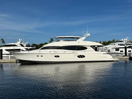 Lazzara Motor Yacht image