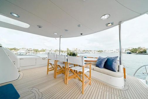 Lazzara Motor Yacht image