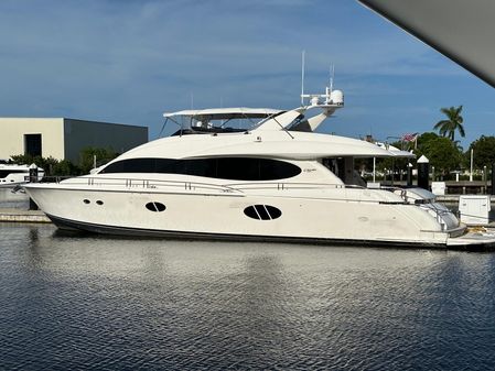 Lazzara Motor Yacht image