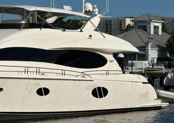 Lazzara Motor Yacht image