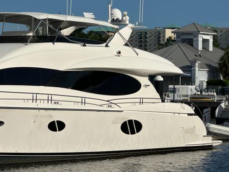 Lazzara Motor Yacht image