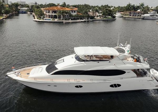 Lazzara Motor Yacht image