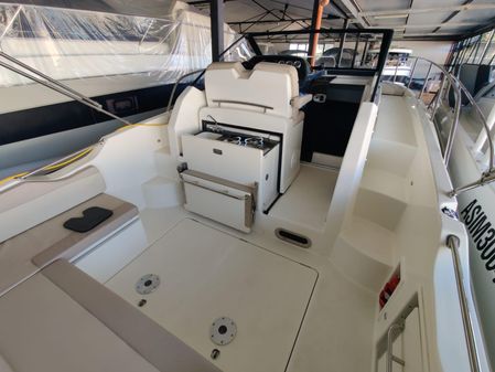 Quicksilver Activ 875 Sundeck image