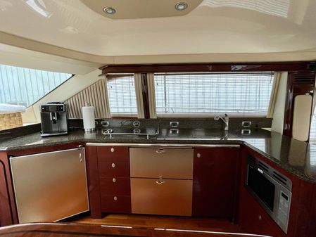 Sea Ray 58 Sedan Bridge image