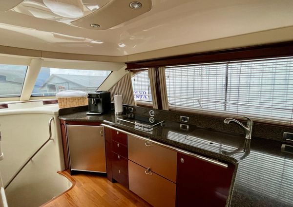 Sea Ray 58 Sedan Bridge image