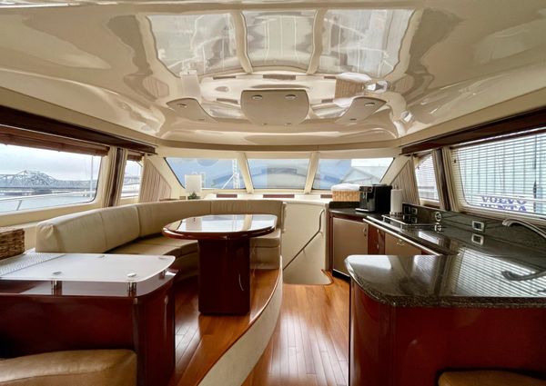 Sea Ray 58 Sedan Bridge image