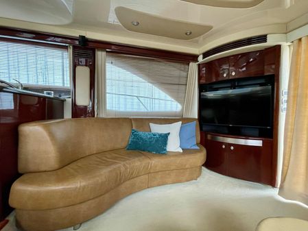 Sea Ray 58 Sedan Bridge image