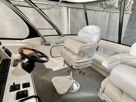 Sea Ray 58 Sedan Bridge image