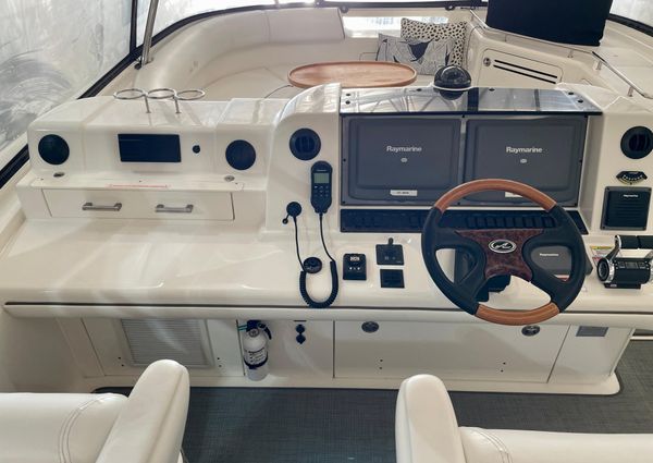 Sea Ray 58 Sedan Bridge image