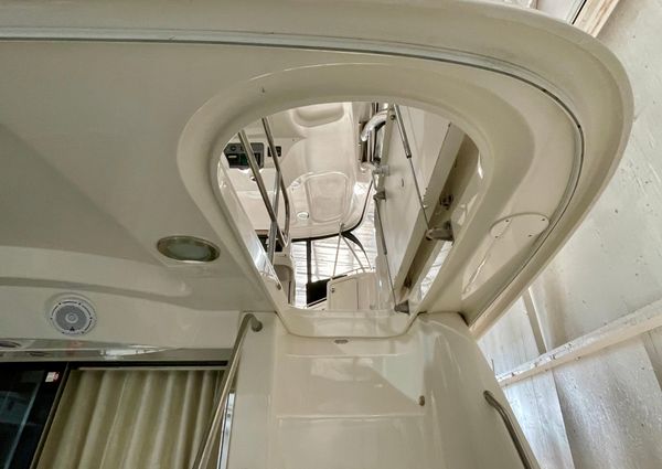 Sea Ray 58 Sedan Bridge image