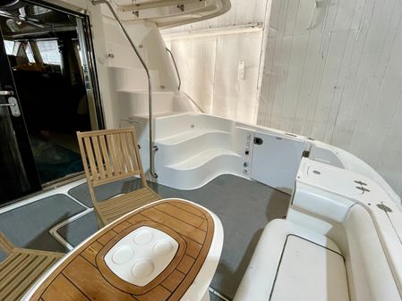 Sea Ray 58 Sedan Bridge image