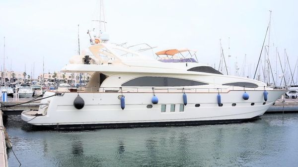 Astondoa 95 
