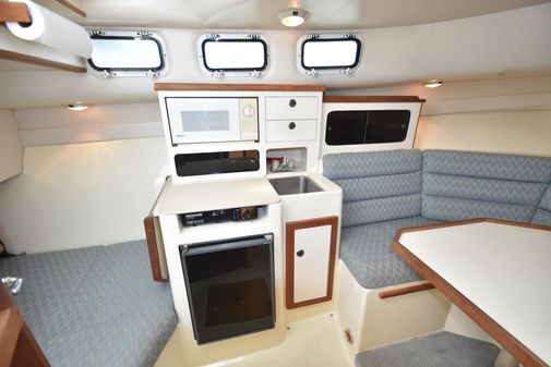 Albin 28 TE Pilothouse image