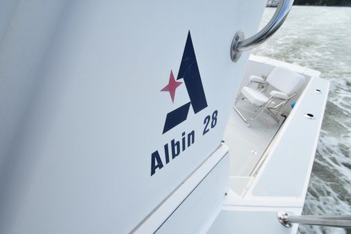 Albin 28 TE Pilothouse image