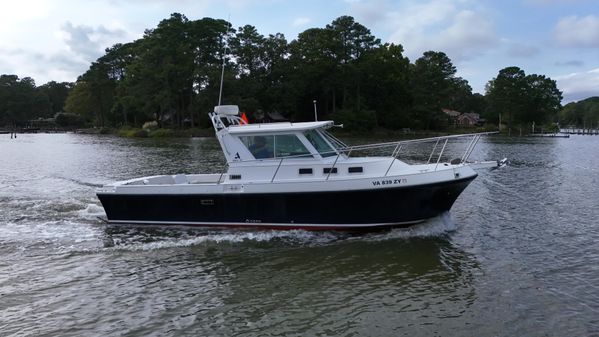 Albin 28 TE Pilothouse image