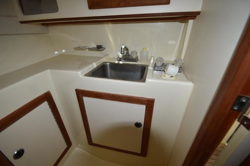 Albin 28 TE Pilothouse image