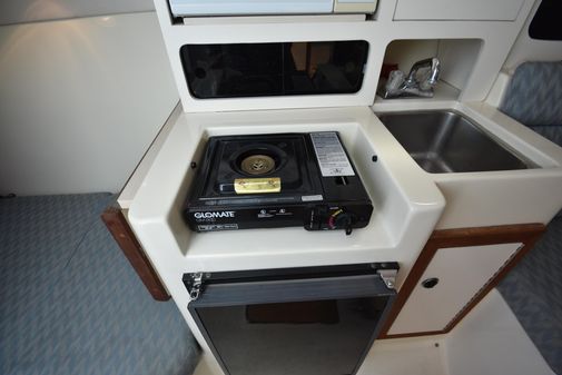 Albin 28 TE Pilothouse image