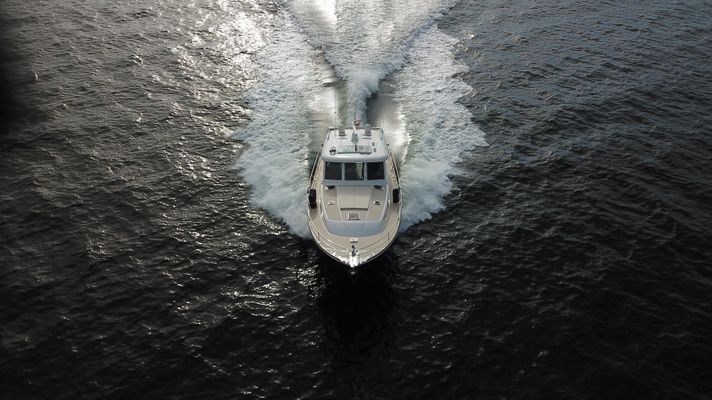Sabre 48 Salon Express - main image