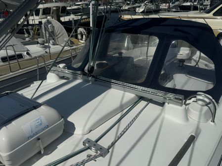 Beneteau Oceanis 411 image