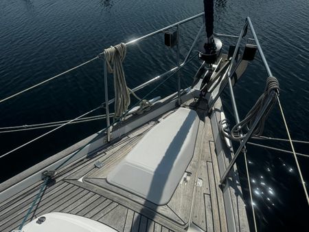 Beneteau Oceanis 411 image