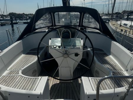 Beneteau Oceanis 411 image