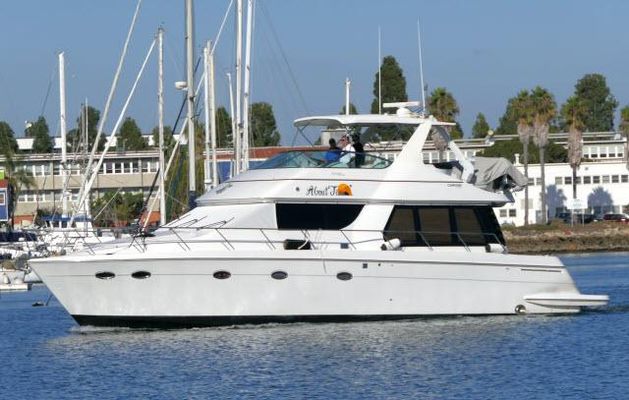 Carver 530 Voyager Pilothouse - main image