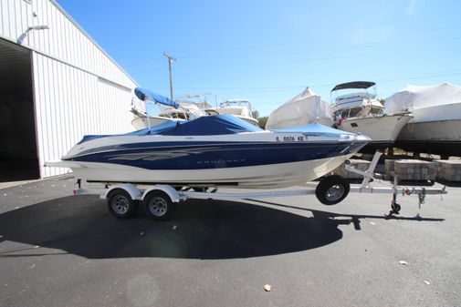 Bayliner 225 image