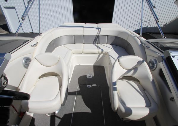 Bayliner 225 image