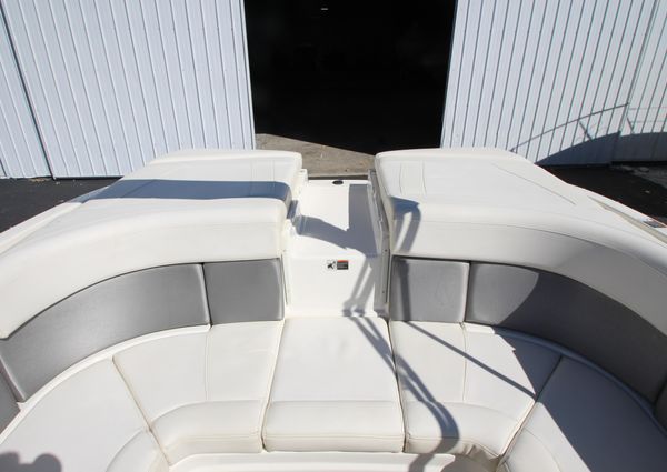 Bayliner 225 image