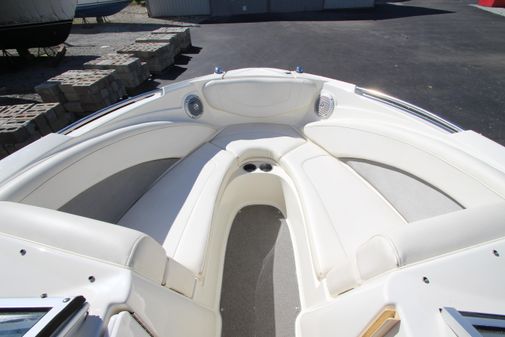 Bayliner 225 image