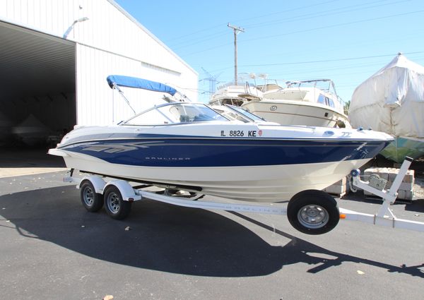 Bayliner 225 image