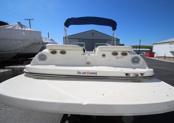 Bayliner 225 image