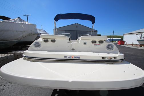 Bayliner 225 image