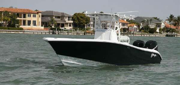 Yellowfin 29 CC - main image