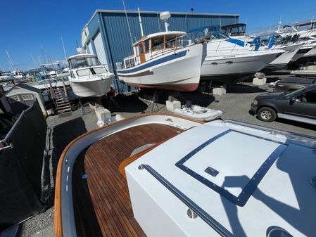 Newport CUSTOM-TRAWLER-TUG image