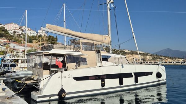 Fountaine Pajot Aura 51 