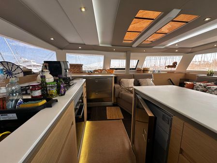 Fountaine Pajot Aura 51 image