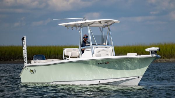 Sea Hunt Ultra 234 